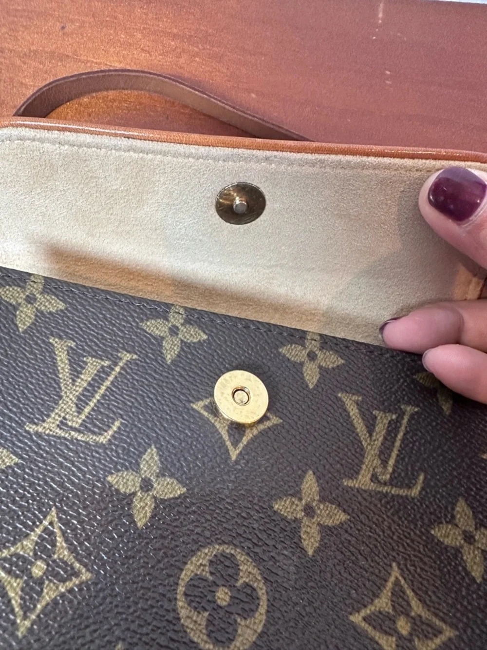 Louis Vuitton Monogram Pochette Florentine XS